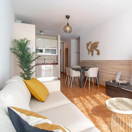 Apartamento Steffi - Centro De ネルハ エクステリア 写真